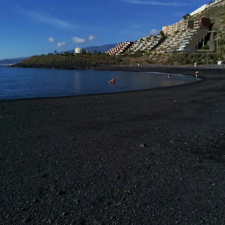 Home2book Comfy With Ocean Views Apartman