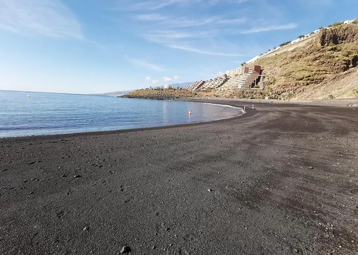 Home2book Comfy With Ocean Views *