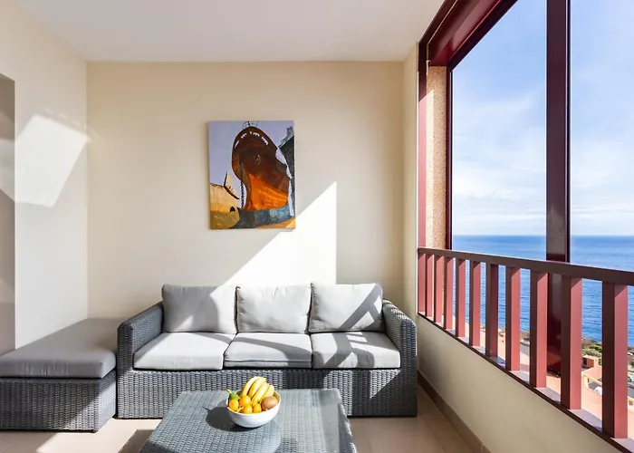 Home2book Comfy With Ocean Views Апартаменты *