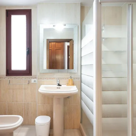 Home2book Comfy With Ocean Views Daire Radazul