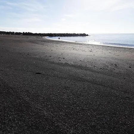 Home2book Comfy With Ocean Views