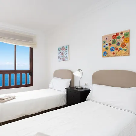 Home2book Comfy With Ocean Views *